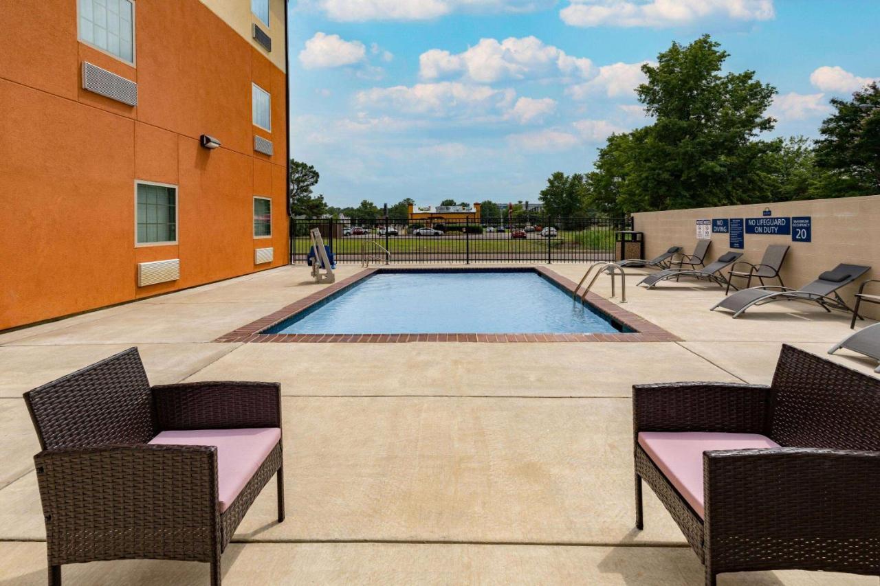 Days Inn & Suites By Wyndham Horn Lake - Memphis Graceland Eksteriør bilde